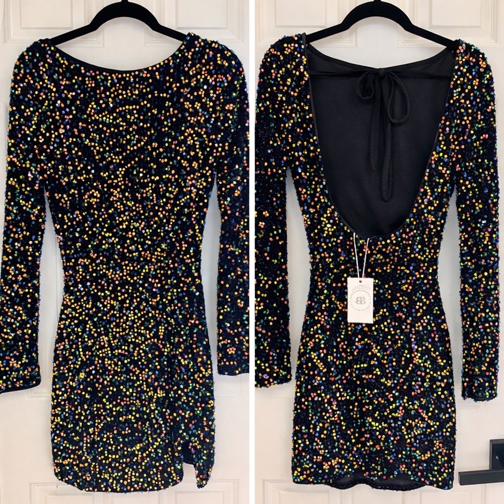 Bella Barnett NWT‎ Sequin Mini Dress M Black Rainbow Long Sleeve Open Back Dress